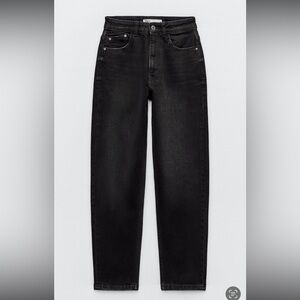 Zara Women’s Black Straight Mom Jeans